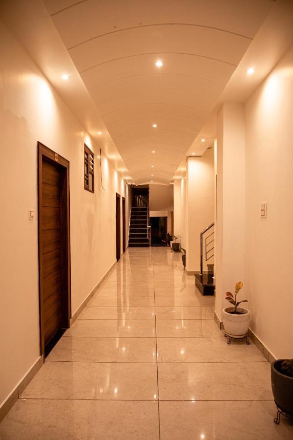 Hotel The Florence Chamba  Esterno foto